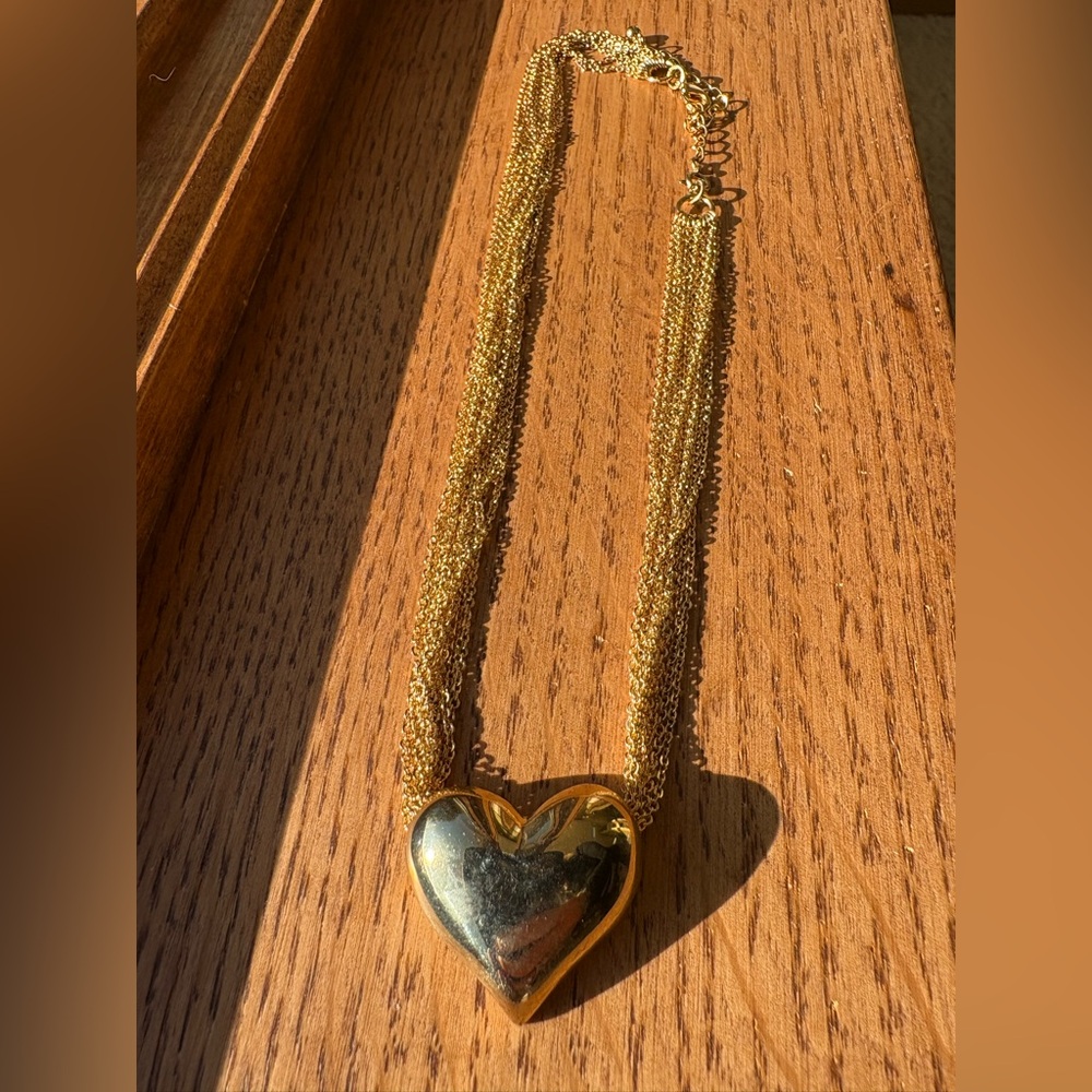 Avon Gold Plated Puffer Heart 💛 Pendant on Multistrand Chain Necklace - Picture 1 of 5